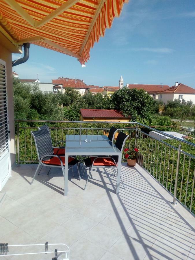Mendula Apartman Pakoštane Kültér fotó